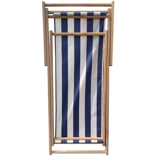 Chaise longue rayée (transat de plage)